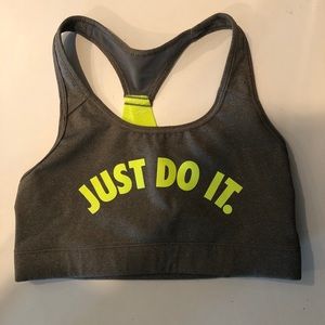 NIKE Women’s Sports Bra